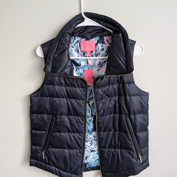 Lily Pulitzer Navy Puffer Vest with Floral Lining - Picture 1 of 2